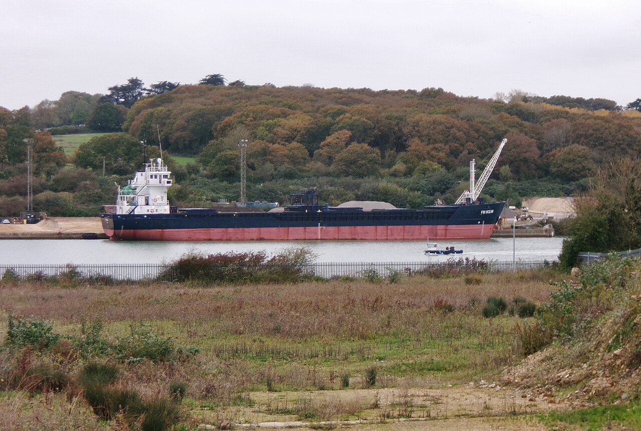 Tanker El Gaia Towed to Oman After Suspected Iranian Strike Off Musandam, Two Crew Missing