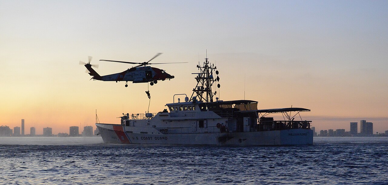 Finland Conducts Live Helicopter Boarding Drill in Baltic Sea to Counter Undersea Sabotage