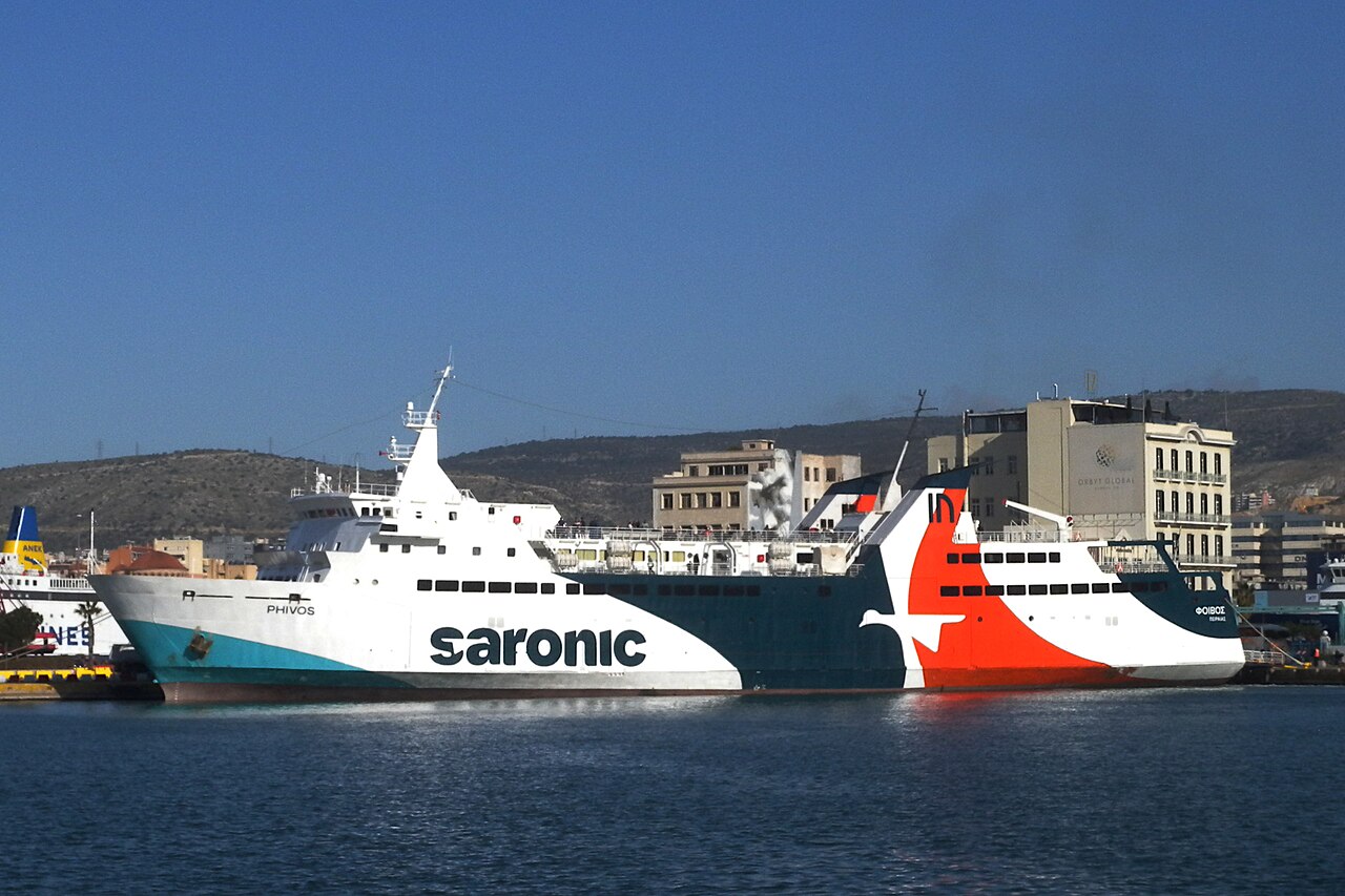 Greek Shipping Minister Tours Piraeus Port as Peak Island Return-Travel Hits