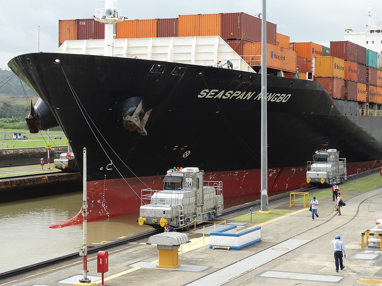 Panama Canal Loosens Neopanamax Booking Rules to Ease Transit Bottleneck