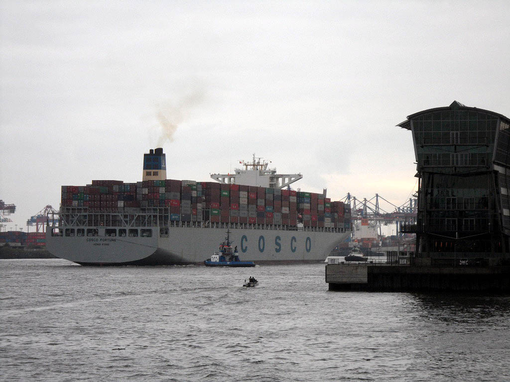 US Officials Allege China's COSCO Uses Concealed Equipment to Spy on Military Communications