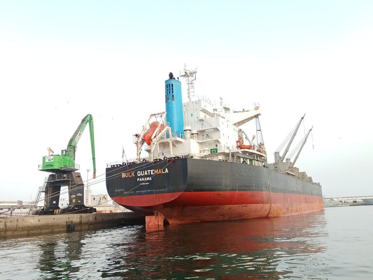 Greek-Owned Newbuilding Orderbook Surpasses 1,000 Vessels for First Time