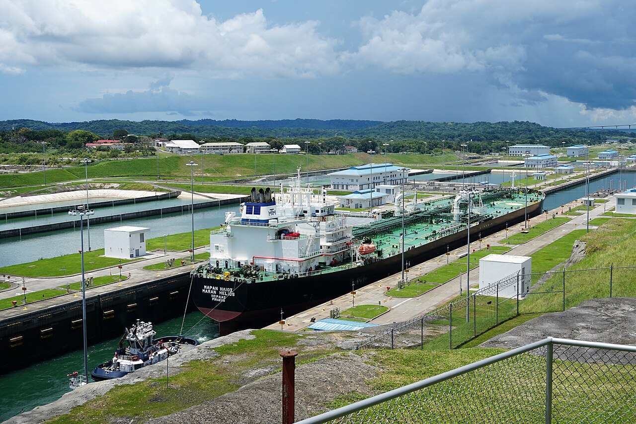 Panama Canal Posts Record 521 Million Tons in FY2026, Reinstates Last-Minute Booking Service
