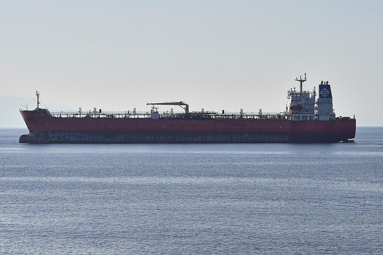 US Senator Demands Greek-Managed Tanker Turn Back Over Russian Diesel Cargo
