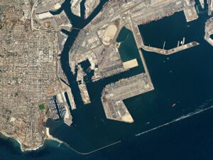 250 Watchmen Threaten Strike at LA, Long Beach Terminals Handling Majority of Cargo