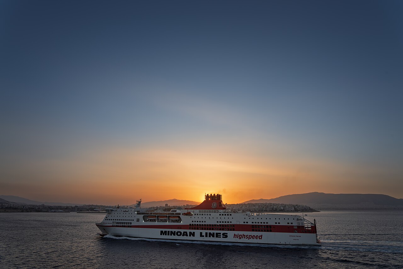 Piraeus Dockworkers and Seafarers Join Global Strike Against Arms Shipments